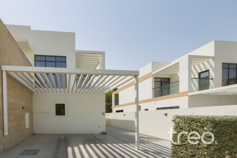 4 bedrooms Townhouse in DAMAC Hills (Akoya by DAMAC), UAE No. 220834 3