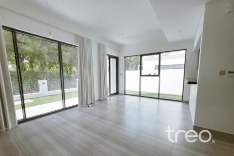 4 bedrooms Townhouse in DAMAC Hills (Akoya by DAMAC), UAE No. 220834 12