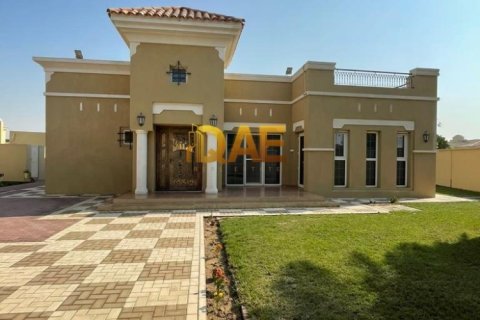 Villa de 4 chambres à Dubai, UAE No. 5503 10