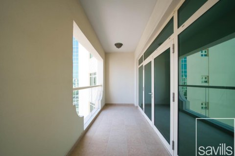 Квартира с 2 спальнями в Shoreline Apartments, ОАЭ №214032 15