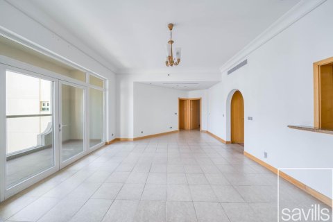 Квартира с 2 спальнями в Shoreline Apartments, ОАЭ №214032 3