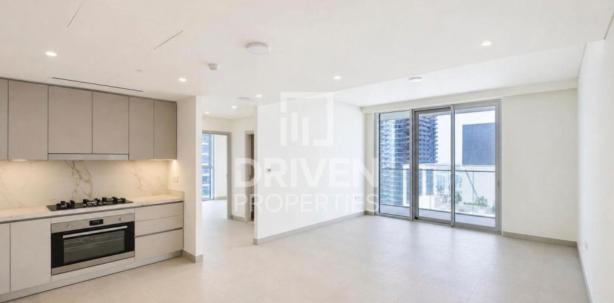 3 bedrooms Apartment in EMAAR Beachfront, UAE No. 222910