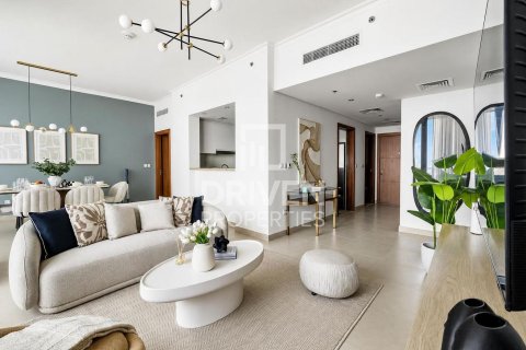 Apartment de 3 dormitorios en Burj Vista, UAE No. 217695 5