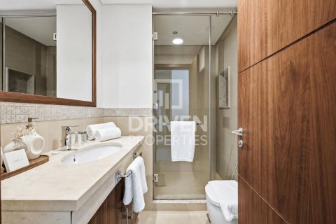 Apartment de 3 dormitorios en Burj Vista, UAE No. 217695 20