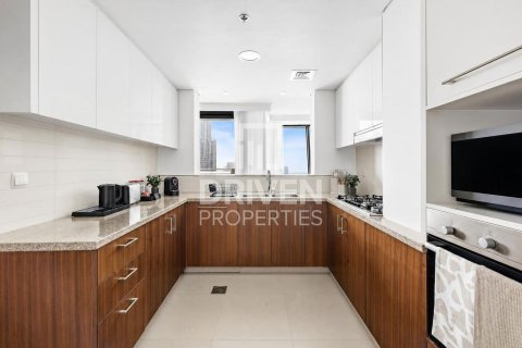 Apartment de 3 dormitorios en Burj Vista, UAE No. 217695 18