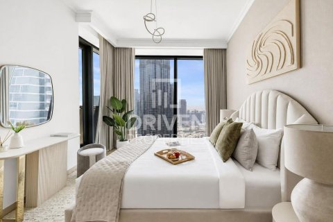 Apartment de 3 dormitorios en Burj Vista, UAE No. 217695 7