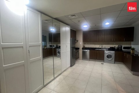Квартира с 1 спальней в Дубай Марина, ОАЭ №205526 11