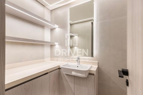 Apartment de 2 dormitorios en District 11, UAE No. 226134 17
