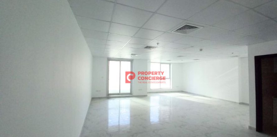 Офис 72м² в Джумейра Лейк Тауэрс, ОАЭ №11145