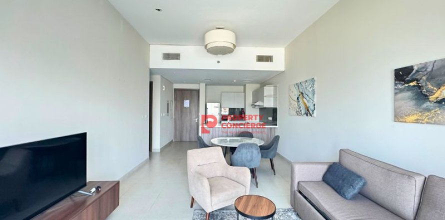 Appartement de 2 chambres à SOL Avenue, UAE No. 39622