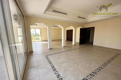 5 غرفة نوم  فيلا في Al Hamra Village, الإمارات العربية المتحدة رقم 34197 10