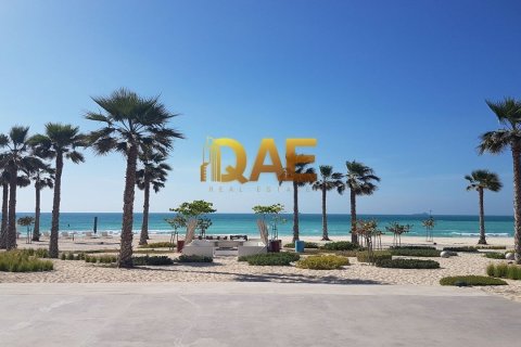 Land de 1859.3m² en Jumeirah, UAE No. 4541 8