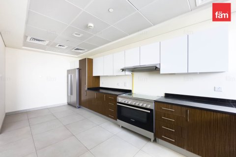 Квартира с 3 спальнями в Дубай Марина, ОАЭ №141414 8