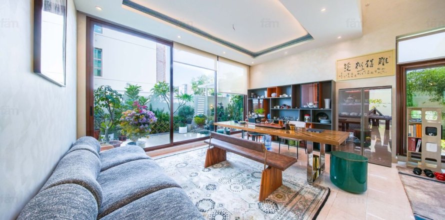 Villa de 6 chambres à Meydan, UAE No. 135473