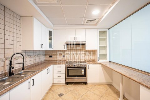 Apartment de 3 dormitorios en Motor City, UAE No. 218280 8