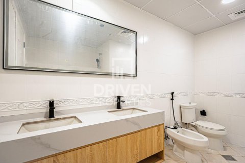 Apartment de 3 dormitorios en Motor City, UAE No. 218280 23