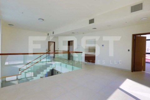 Villa de 4 dormitorios en  Yas Island, UAE No. 12808 14