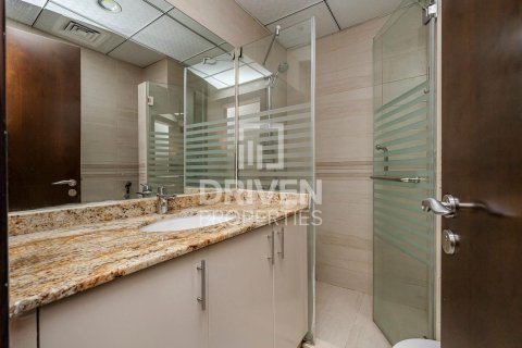 Townhouse de 4 dormitorios en District 15, UAE No. 221489 20
