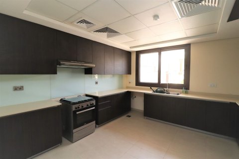 Townhouse de 3 chambres à Muwaileh Commercial, UAE No. 215289 8