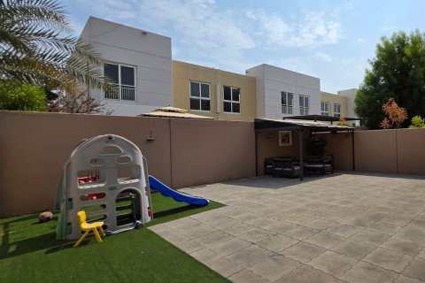 Townhouse de 3 chambres à Muwaileh Commercial, UAE No. 215289 25