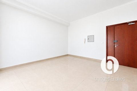Квартира студия в Дубай Марина, ОАЭ №216573 13