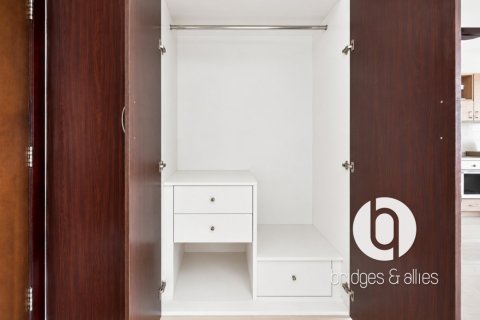 Квартира студия в Дубай Марина, ОАЭ №216573 12