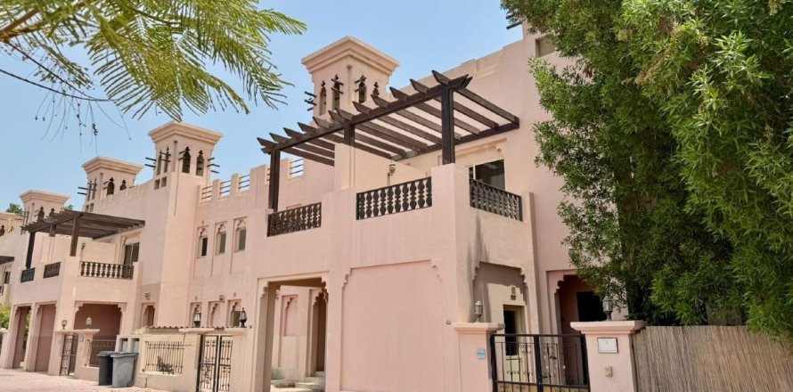 Townhouse de 4 chambres à Ras Al Khaimah, UAE No. 184190