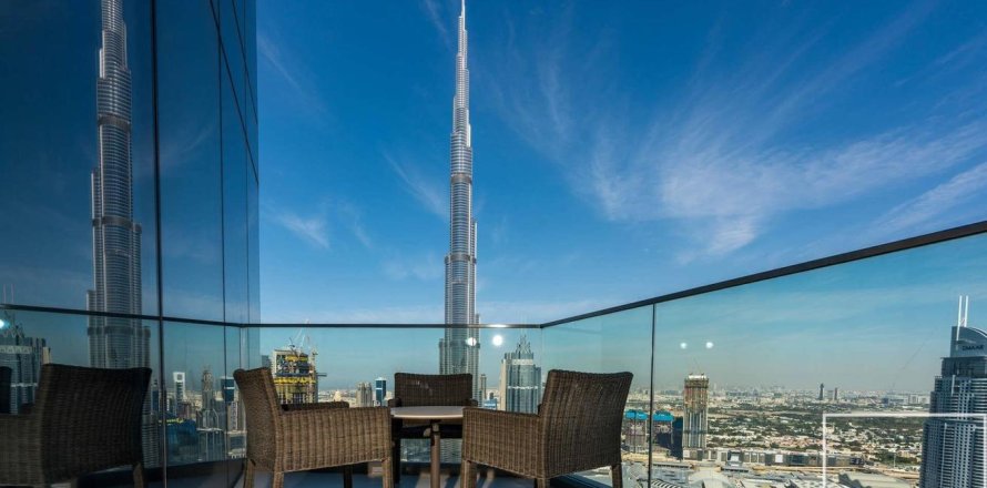 5 bedrooms Penthouse in Vida Residence Downtown, UAE No. 211010