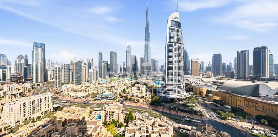 2 bedrooms Apartment in Burj Royale, UAE No. 212370