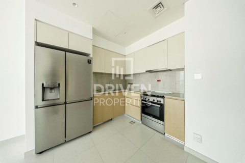 2 bedrooms Apartment in Burj Royale, UAE No. 212370 14