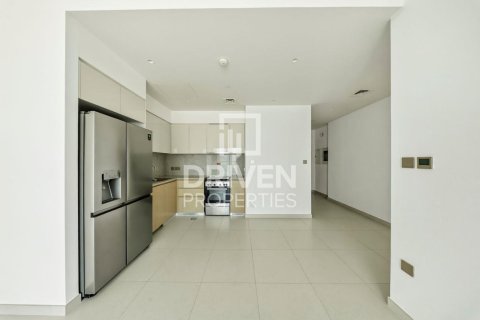 2 bedrooms Apartment in Burj Royale, UAE No. 212370 3
