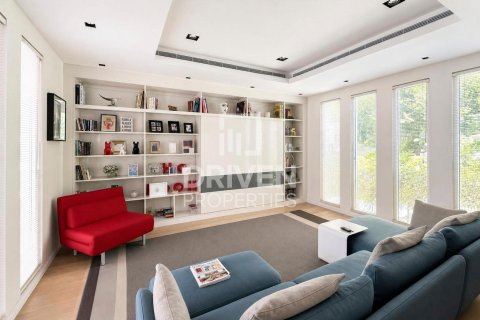 4 غرف نوم فيلا في Garden Homes, الإمارات العربية المتحدة رقم 214509 8