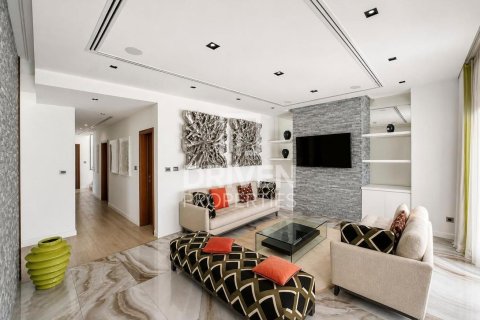 4 غرف نوم فيلا في Garden Homes, الإمارات العربية المتحدة رقم 214509 4