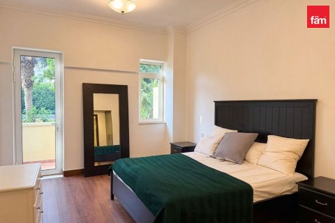 Appartement de 2 chambres à Dubai, UAE No. 221870 5