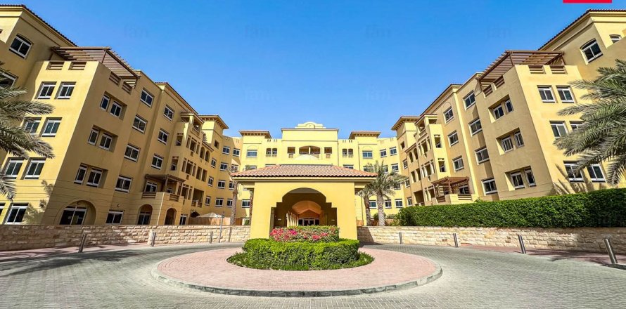 Appartement de 2 chambres à Dubai, UAE No. 221870