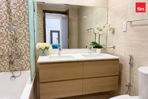 Appartement de 2 chambres à Dubai, UAE No. 221870 12