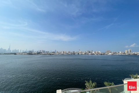 2 bedrooms Apartment in Dubai, UAE No. 160931