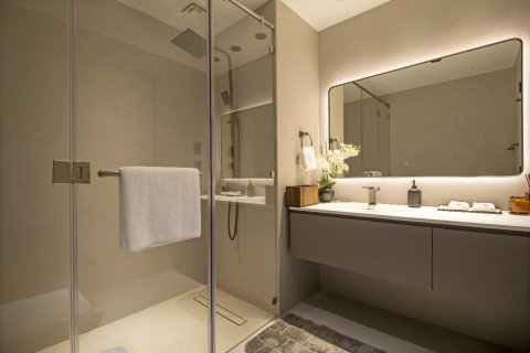 2 bedrooms Apartment in Emirates Crown, UAE No. 213069 10