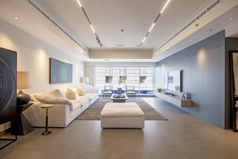 2 bedrooms Apartment in Emirates Crown, UAE No. 213069