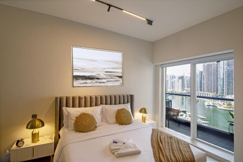 2 bedrooms Apartment in Emirates Crown, UAE No. 213069 3
