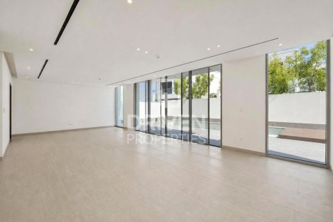 Villa de 5 dormitorios en Jumeirah Park, UAE No. 223171