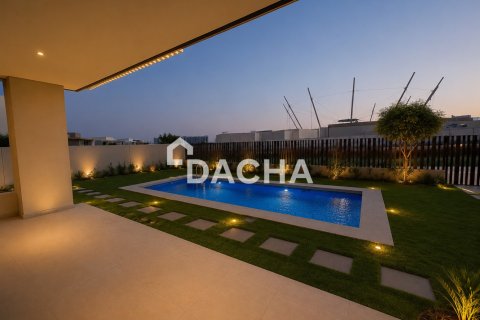 5 bedrooms Villa in Jebel Ali, UAE No. 167690 3
