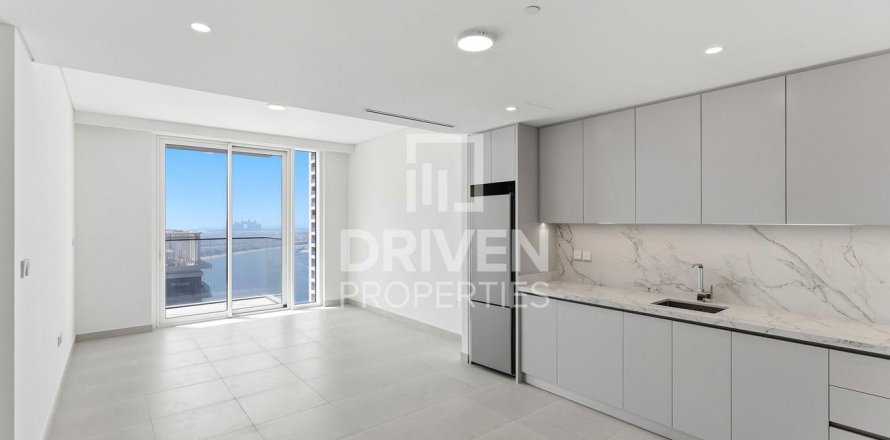 Квартира с 1 спальней в EMAAR Beachfront, ОАЭ №218614