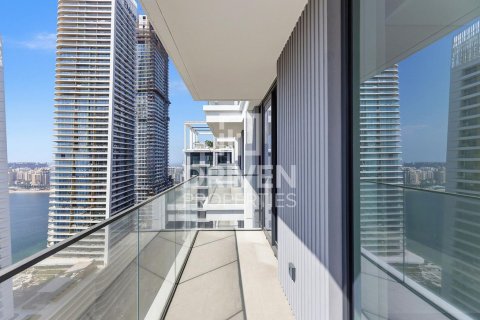 Квартира с 1 спальней в EMAAR Beachfront, ОАЭ №218614 16