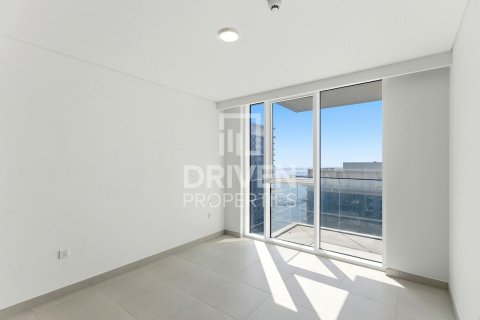 Квартира с 1 спальней в EMAAR Beachfront, ОАЭ №218614 7
