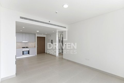 Квартира с 1 спальней в EMAAR Beachfront, ОАЭ №218614 6