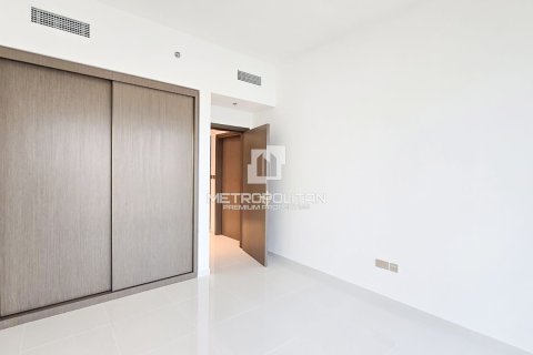 Appartement de 2 chambres à EMAAR Beachfront, UAE No. 77426 11