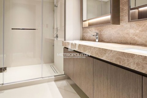 Appartement de 2 chambres à EMAAR Beachfront, UAE No. 77426 13