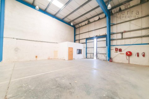 Warehouse de 418.1m² en Al Quoz, UAE No. 47661 3