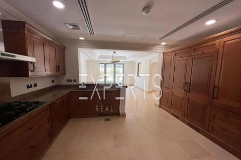 Townhouse de 3 dormitorios en  Saadiyat Island, UAE No. 224272 4
